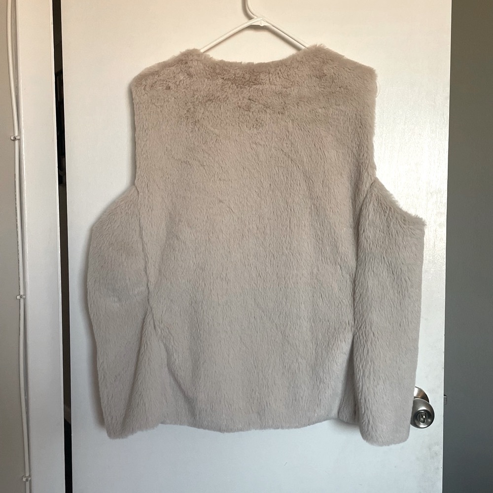 Old Navy Zip Faux Fur Vest - Size 2X - Picture 6 of 12